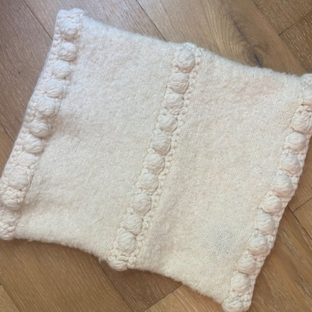 Club Monaco Cream Wool Infinity Scarf